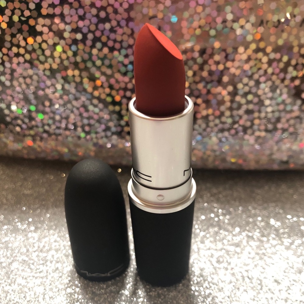 BNIB! MAC Powder KISS Lipstick Devoted to Chili 316